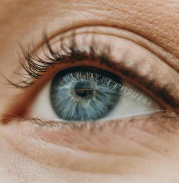 deceased eyes