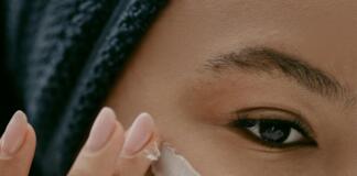 Cleaning Contact Lenses