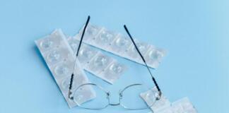 Contact Lenses vs Glasses: Which Is Better for You Contact Lenses vs Glasses: Which Is Better for You