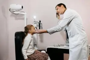 Why Do My Eyes Burn? Causes, Symptoms
