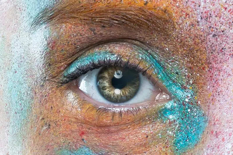 colors for blue green eyes